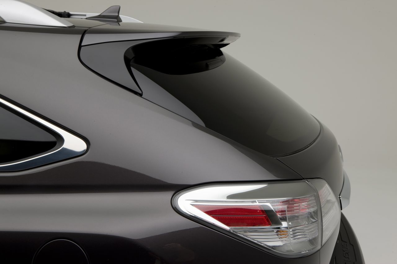 Illustration for article titled 2010 Lexus RX 350 and RX 450h Push Bland to New Heights
